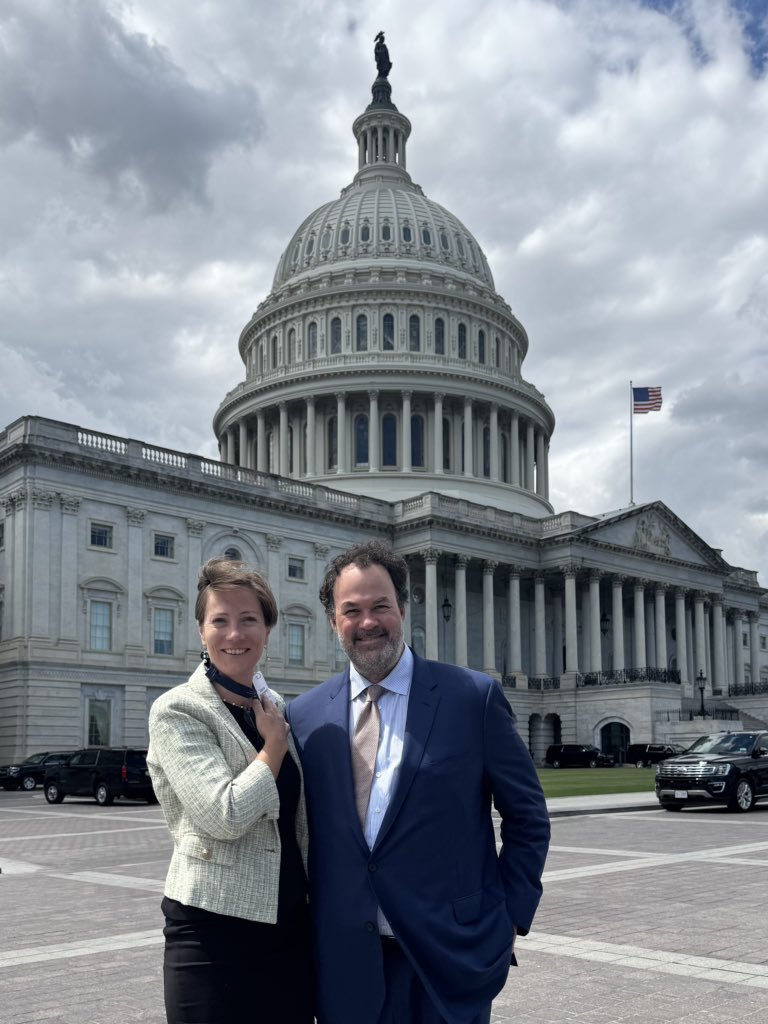 Shauna Hemingway tweet media