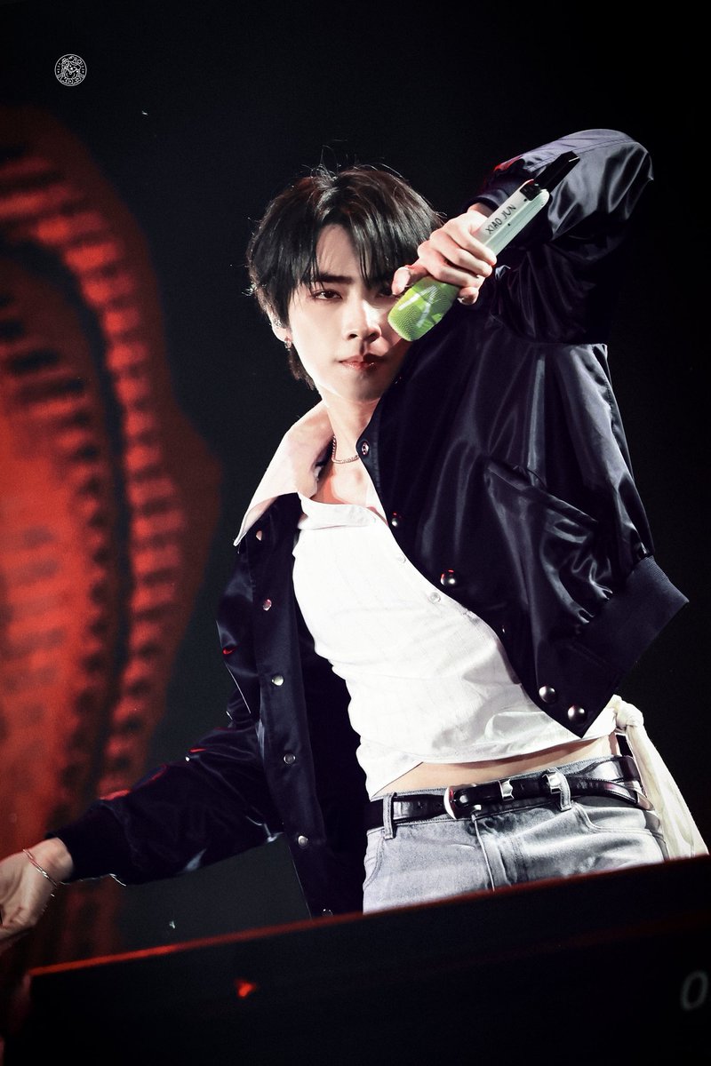 Jsababy's tweet image. 250504
Strawberry Music Festival

#肖俊 #XIAOJUN #샤오쥔 
#WayV #威神V  #シャオジュン