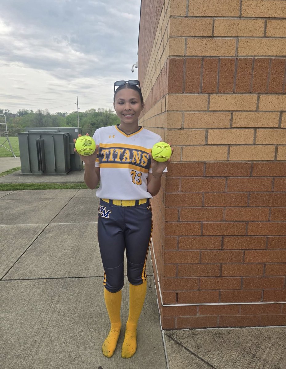 Shout out to Caleigh Ignat and Mia Bey on their home runs. Caleigh a solo shot and Mia a 3 run homer and grand slam!!!