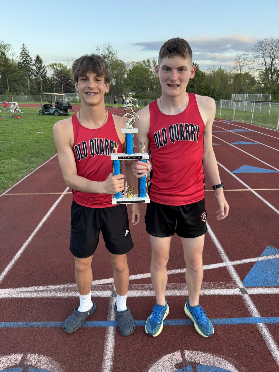To top off the night - your OQ Girls are BACK TO BACK CONFERENCE CHAMPIONS!! Your OQ Boys also brought home a 2nd place trophy 🏆🤩 Post season here we come! #sd113a