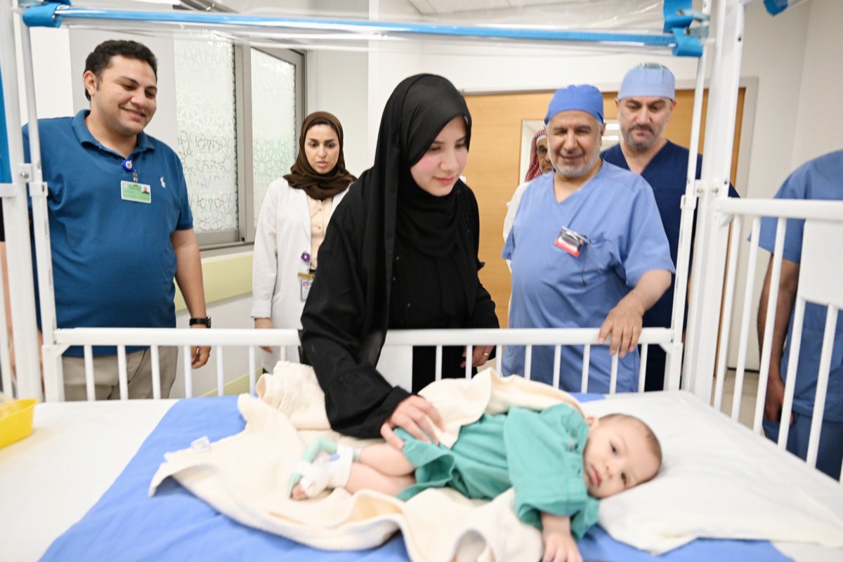 إنفاذًا لتوجيهات #خادم_الحرمين_الشريفين وسمو #ولي_العهد..
بدء عملية فصل التوأم الطفيلي المصري محمد عبدالرحمن جمعة في مستشفى الملك عبدالله التخصصي للأطفال بمدينة الملك عبدالعزيز الطبية بوزارة الحرس الوطني في الرياض.
spa.gov.sa/w2313292
#واس