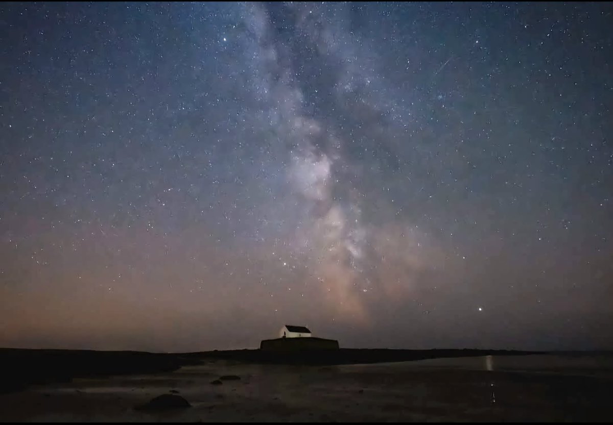 It's Your Wales (@itsyourwales) on Twitter photo Milky Way over St Cwyfan Church Aberffraw Anglesey. Courtesy <a href="/bleddyn123/">BleddynJones-Pearson</a> #Wales #WelshPassion Milky Way over St Cwyfan Church Aberffraw Anglesey. Courtesy <a href="/bleddyn123/">BleddynJones-Pearson</a> #Wales #WelshPassion