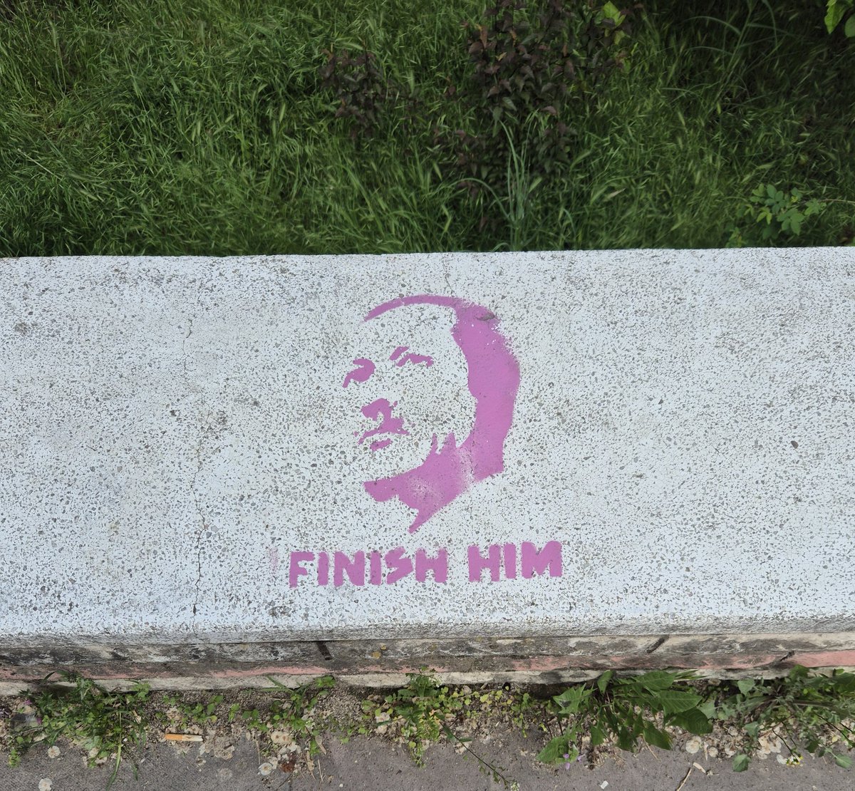 "Finish Him"
Seen in Çankaya/Ankara