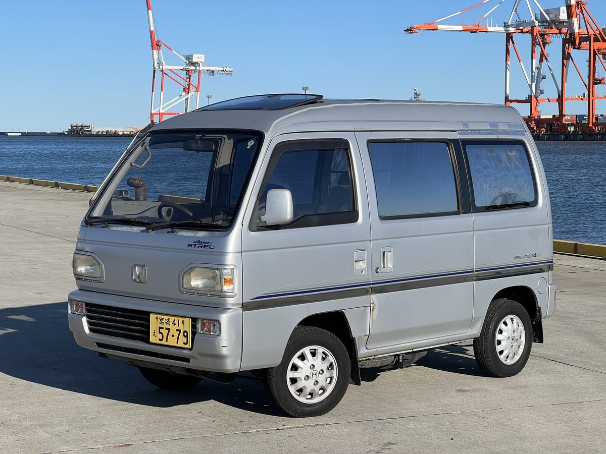FAKE_TWINCAM's tweet photo. 【納車】𝑯𝑶𝑵𝑫𝑨 𝑺𝑻𝑹𝑬𝑬𝑻 𝑬𝑿 

2桁ナンバー、5速、𝑺𝑼𝑵𝑹𝑶𝑶𝑭とかいう激アツ個体がやってきました🙏

界隈の皆様どうぞよろしくお願いします🚐 https://t.co/j4x0UYDKRe