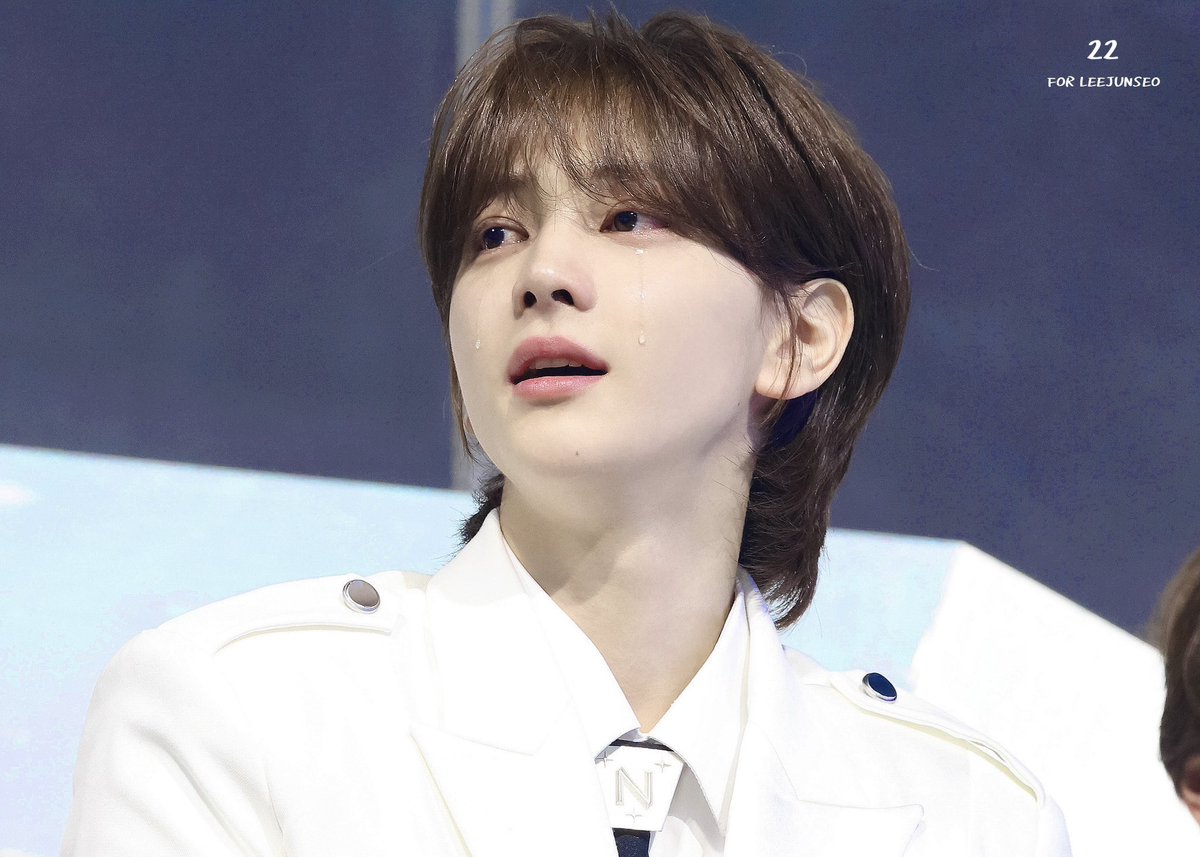 너무너무보고싶어서 힘도안남🔋.........