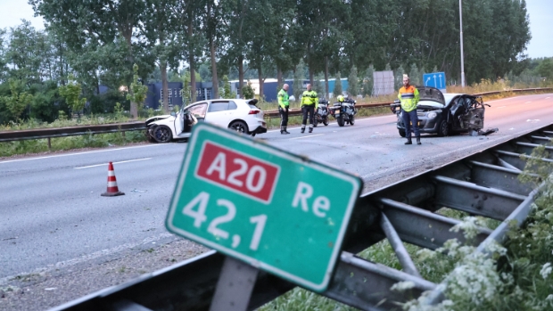 Drie personen aangehouden na ernstig ongeval A20 -  hartvanzuidplas.nl/l/28680