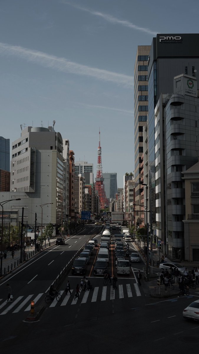 hooten7374's tweet photo. #東京タワー #gfxスナップ
#gfx50sii #gf50mm #ケムトレイル https://t.co/OtQqKExTco