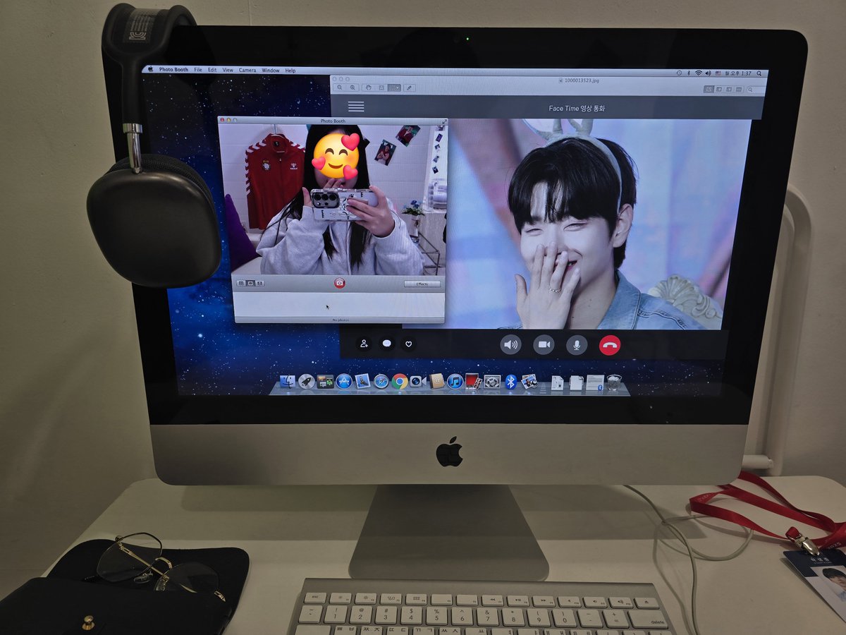 주완이의 순간을 되새겨 볼 수 있는 공간이었어요~사진찍을 땐 주완이 포즈도 따라하고 주완이 손을 귀 삼아 찍었더니 귀엽게 나온 거 같아요>< 혹시 카페에 있는 상🏆들은 주최자분것이신지 추측도 하며 재미있는 시간 보내고 왔답니다 😊
#2025Happy_joowan_day 
#Eternal_Box #타임캡술
#차주완