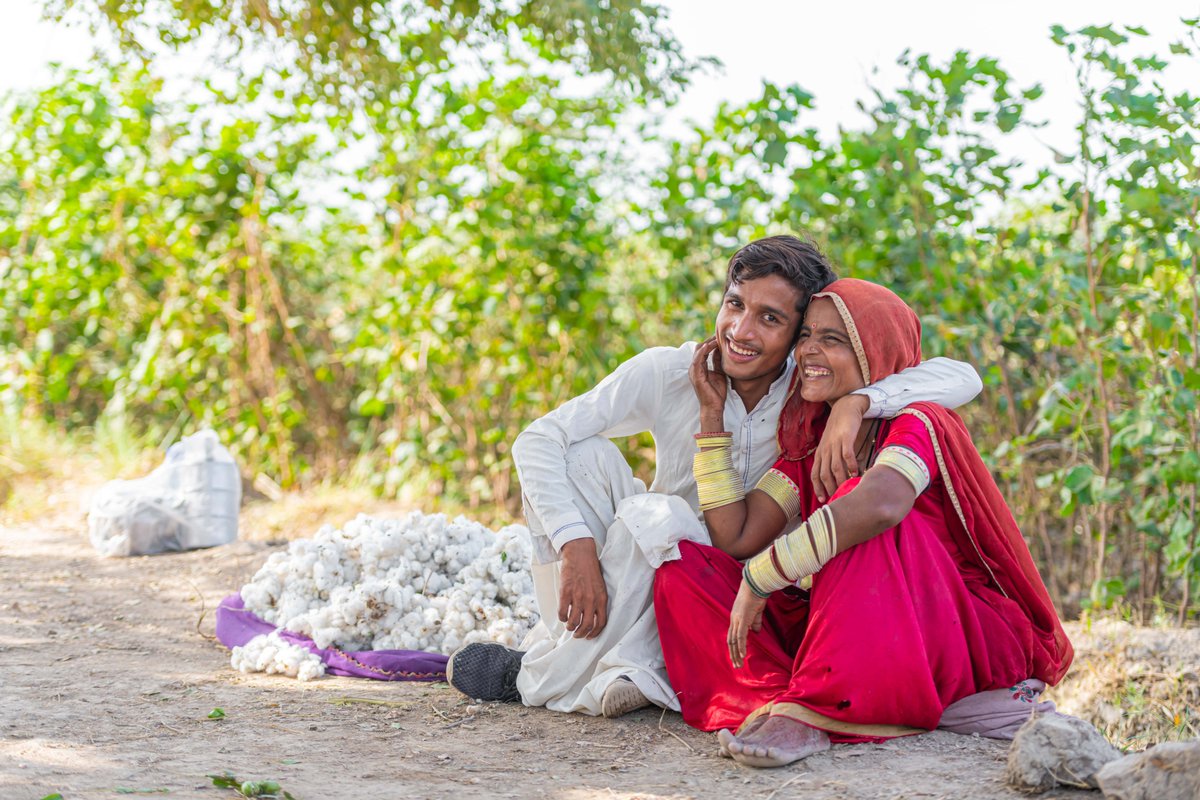 As Mother’s Day approaches, we’re sharing a story of a TCF student, whose life is being shaped by the strength of a mother. Dhinesh’s mother has spent her life in the cotton fields. Despite the struggles, she wants him to go to school and fulfill his dream of becoming a doctor.