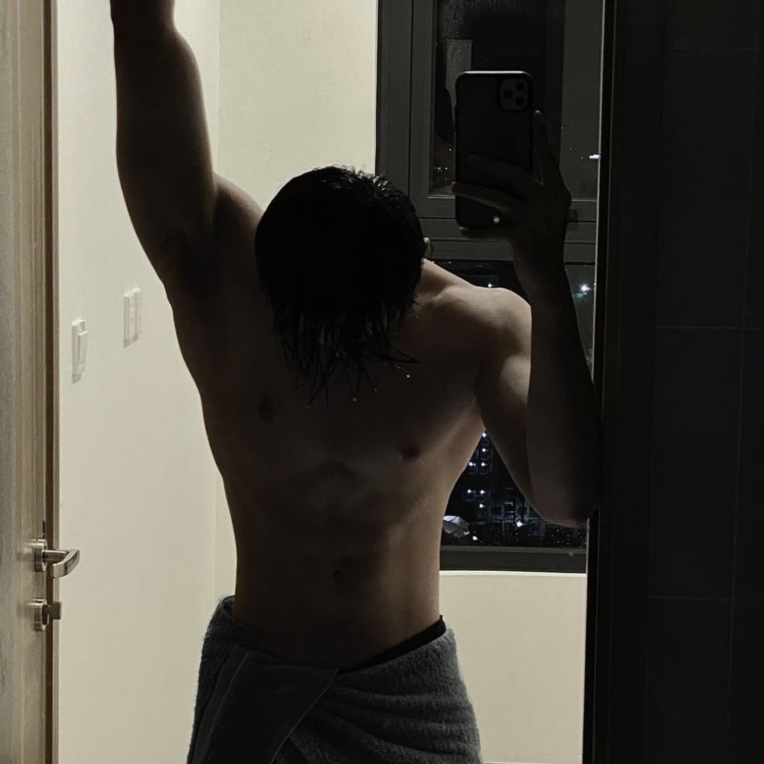 axel (@th3babyslay) on Twitter photo 