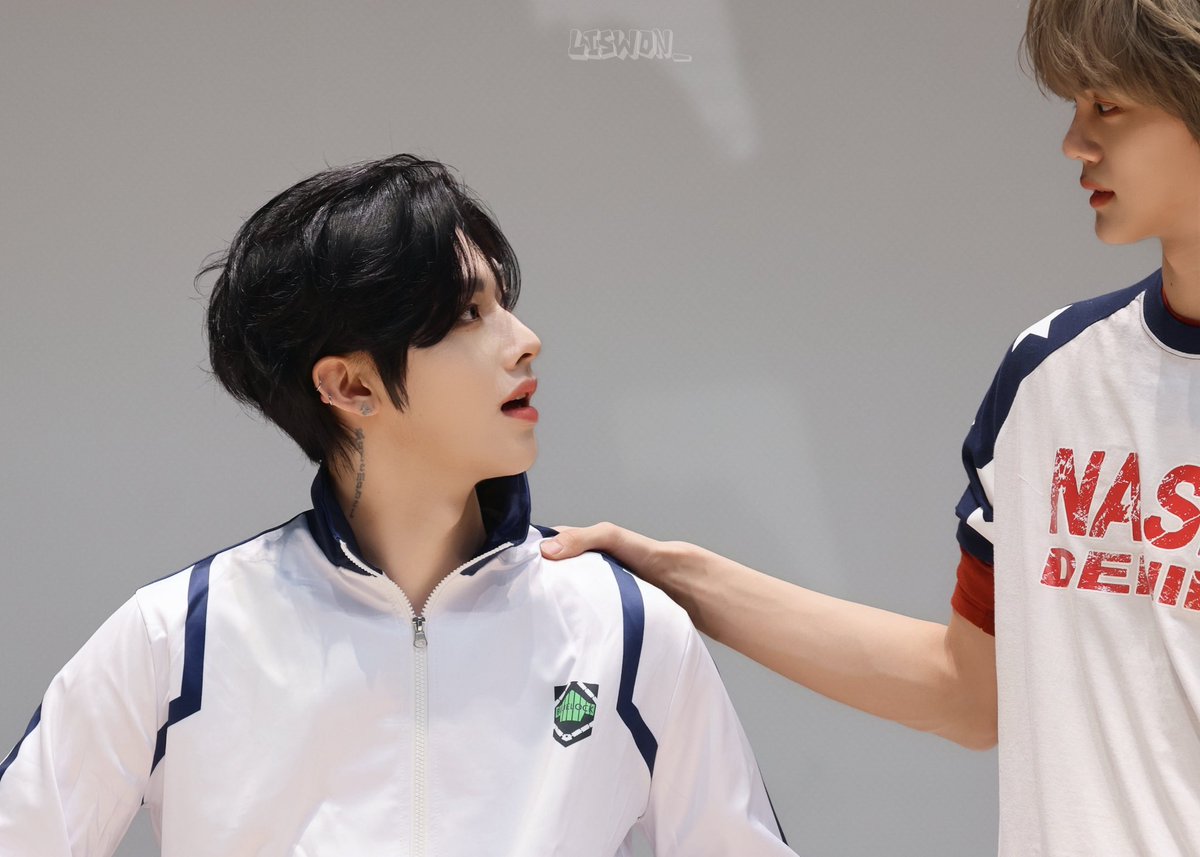 250503

🐈🦮

#RICKY #리키 #김규빈 #제로베이스원 #ZEROBASEONE #Shimkongz #심콩즈