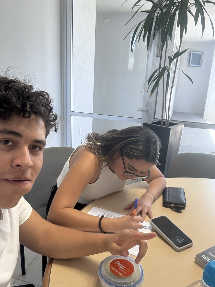 Poniendo a mi ruca a mi nombre💆🏻‍♂️