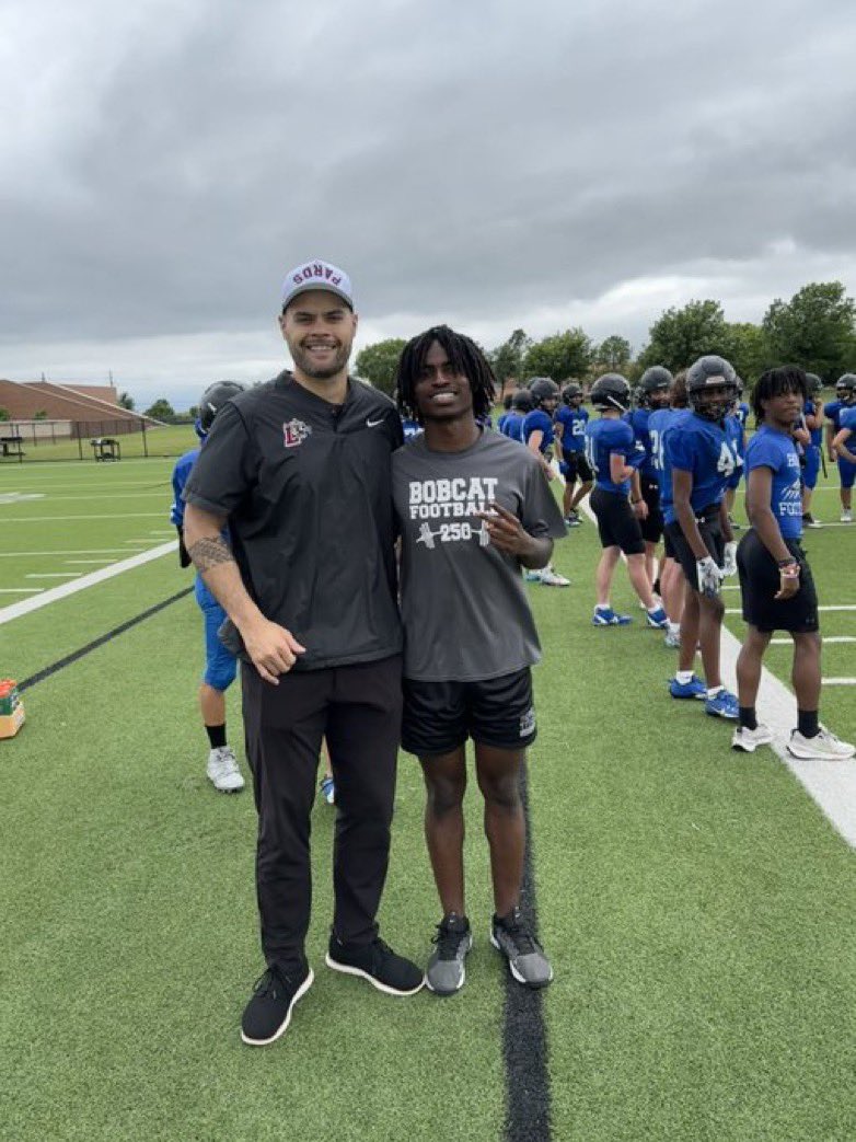 Rodney weatherspoon (@rodneyweather20) on Twitter photo Thank you <a href="/CoachSeumalo/">Andrew Seumalo</a> for stopping by today. Had a great conversation and Iâm really looking forward to staying in touch and learning more about the program! <a href="/LafColFootball/">Lafayette Football</a> <a href="/coachwoodward/">Zach Woodward</a> <a href="/mRcoAchMoss86/">Coach Moss</a> <a href="/CoachLeeBN/">Chris Lee</a> <a href="/ByronNelsonFB/">Byron Nelson Football</a> Thank you <a href="/CoachSeumalo/">Andrew Seumalo</a> for stopping by today. Had a great conversation and Iâm really looking forward to staying in touch and learning more about the program! <a href="/LafColFootball/">Lafayette Football</a> <a href="/coachwoodward/">Zach Woodward</a> <a href="/mRcoAchMoss86/">Coach Moss</a> <a href="/CoachLeeBN/">Chris Lee</a> <a href="/ByronNelsonFB/">Byron Nelson Football</a>
