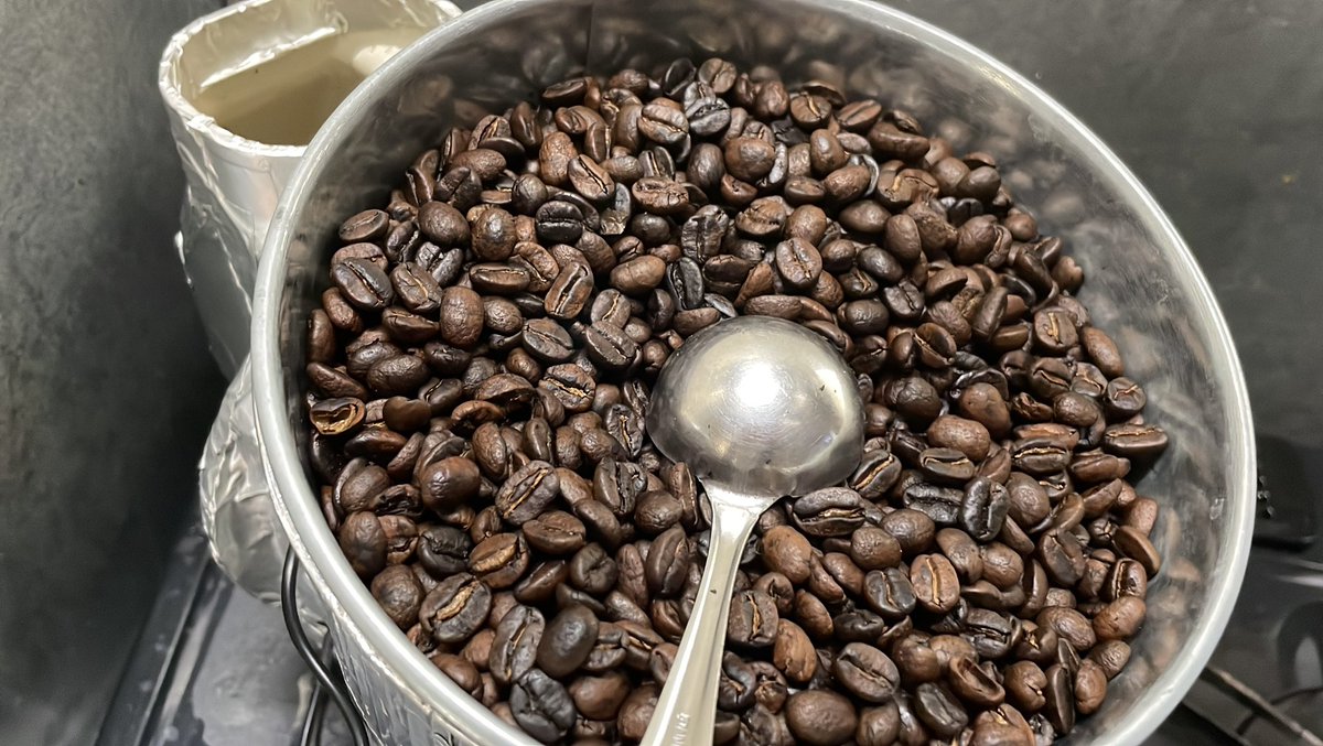 🇬🇹グアテマラ
手鍋焙煎
煎り時間13分前後
二ハゼに入ったところで煎り止め