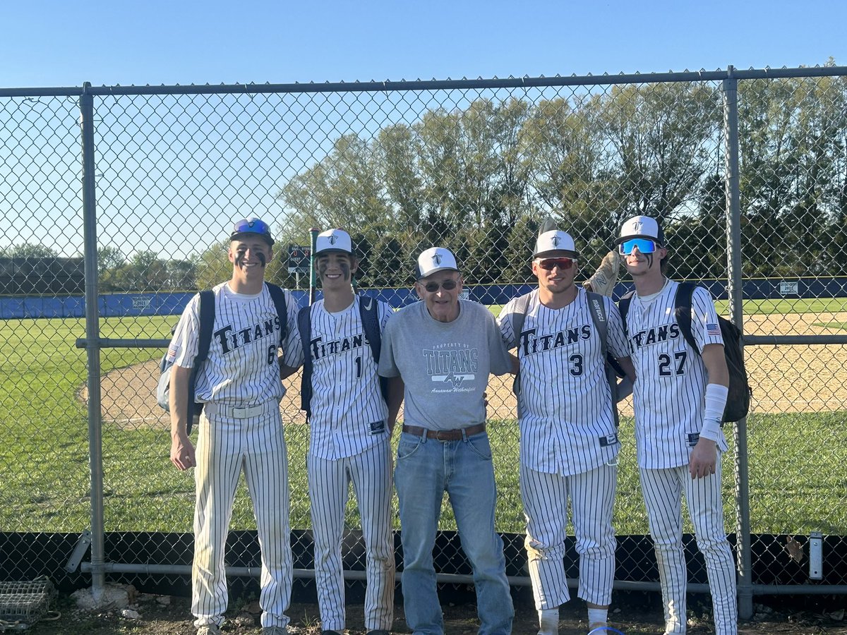 The Titans defeat Rockridge on Senior Night 8-7.  Heitzler was 4-4 with a triple. Rashid with a 💣. 2 hits for Horrie and VerStraete. Keane with a 2 run double to tie it in the 6th and scores the go ahead run from second on a fly out by Rashid. A/W is 16-9 (8-0)