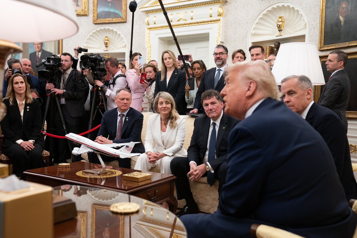 Mélanie Joly (@melaniejoly) on Twitter photo Earlier today at the White House, PM <a href="/MarkJCarney/">Mark Carney</a> reaffirmed Canada’s message: a respectful partnership serves both nations. Earlier today at the White House, PM <a href="/MarkJCarney/">Mark Carney</a> reaffirmed Canada’s message: a respectful partnership serves both nations.