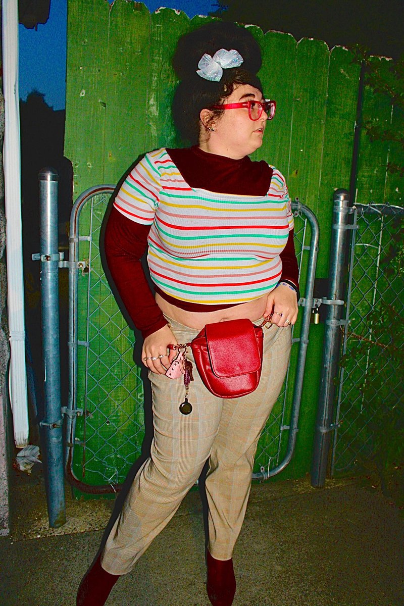 ItsHaelibitch's tweet photo. I make music for bitches who tell guys what to do https://t.co/uCFLWWPtfM https://t.co/Qeeh8yGd1W