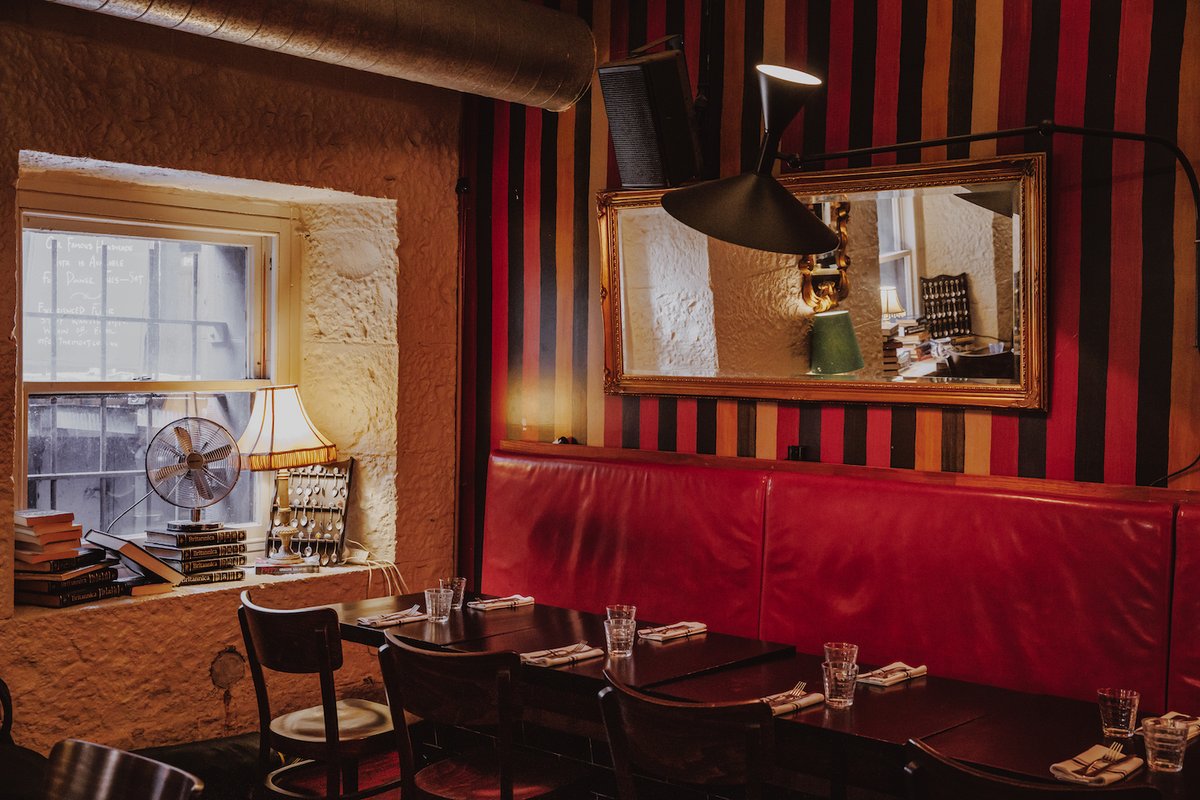 Heading to @melbwritersfest today?

Pay us a visit before or after your events to try our Magic cocktail - designed exclusively for the Festival - and experience the Phone-A-Poem poetry installation!

📸 @duncographic