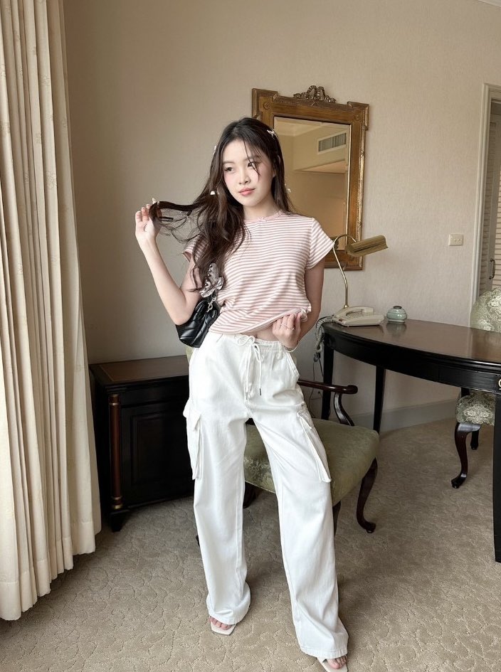 belloo95's tweet photo. พร้อมส่ง/ ส่งต่อเสื้อ choosedress ลายทางชมพู ไซส์ S อก 26-32” ยาว 20” แบบยาวไม่ใช่ครอปนะคะ มือ1 200฿

#ส่งต่อเสื้อผ้า #โล๊ะตู้ #เสื้อผ้ามือ��อง #ส่งต่อเสื้อผ้ามือสอง #stylistshop #ส่งต่อchoosedress #ส่งต่อcintageshop #choosedress #ตลาดนัดIVE #ส่งต่อเสื้อผ้ามือสองราคาถูก https://t.co/EKpRAR71Ji