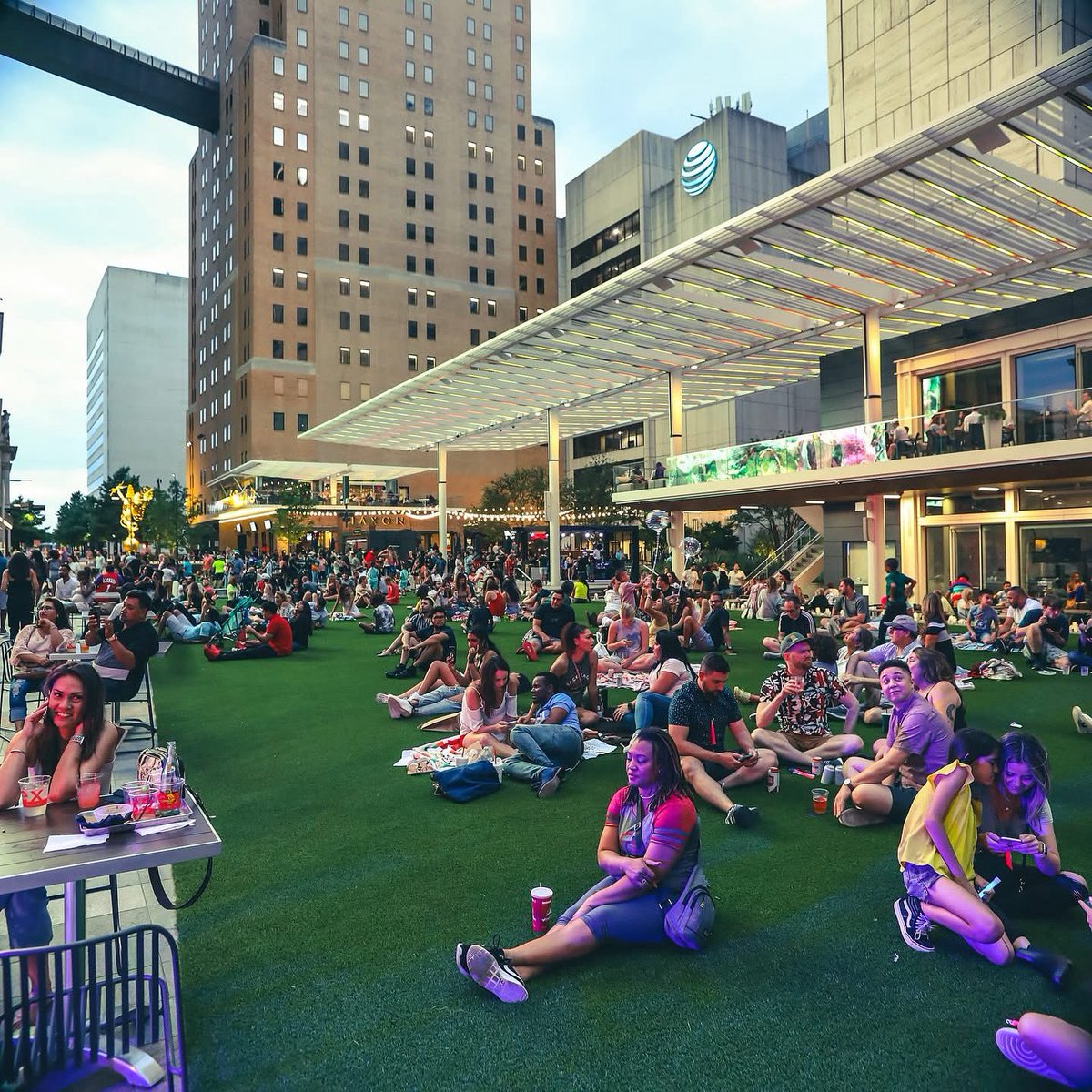 Informate DFW Magazine (@informatedfw) on Twitter photo DJ on the Lawn May 10, 2025 FREE from 1–4 PM at <a href="/ATTDistrict/">AT&T Discovery District</a>! 🎧🎶
📲 For more details, visit discoverydistrict.att.com.
#Dallas #FortWorth DJ on the Lawn May 10, 2025 FREE from 1–4 PM at <a href="/ATTDistrict/">AT&T Discovery District</a>! 🎧🎶
📲 For more details, visit discoverydistrict.att.com.
#Dallas #FortWorth