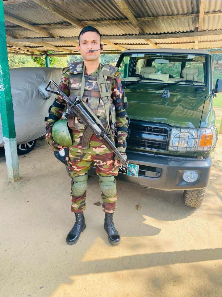 MajorDalim_75's tweet image. Tragic Loss in Rangamati
During a night SRP mission prep at Tripurachhari Army Camp, UPDF terrorists opened fire on security forces. Soldier Shahidul Islam, stationed at Post 2, was fatally shot in the neck and martyred on the spot.
#BangladeshArmy #Rangamati #UPDF #TerrorAttack