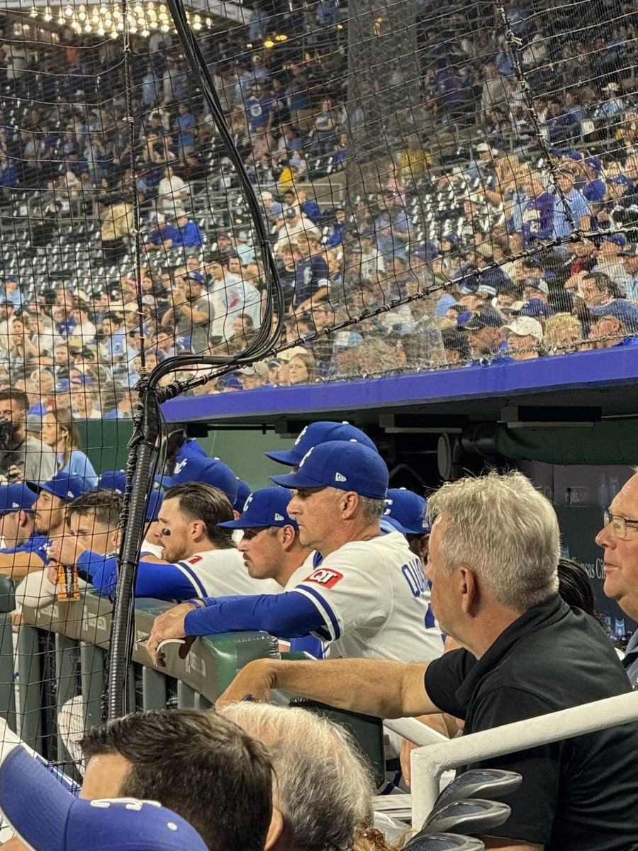 Royals win! #BobbyBaseball
<a href="/KCRoyals/">Kansas City Royals</a> #FriendsNightOut