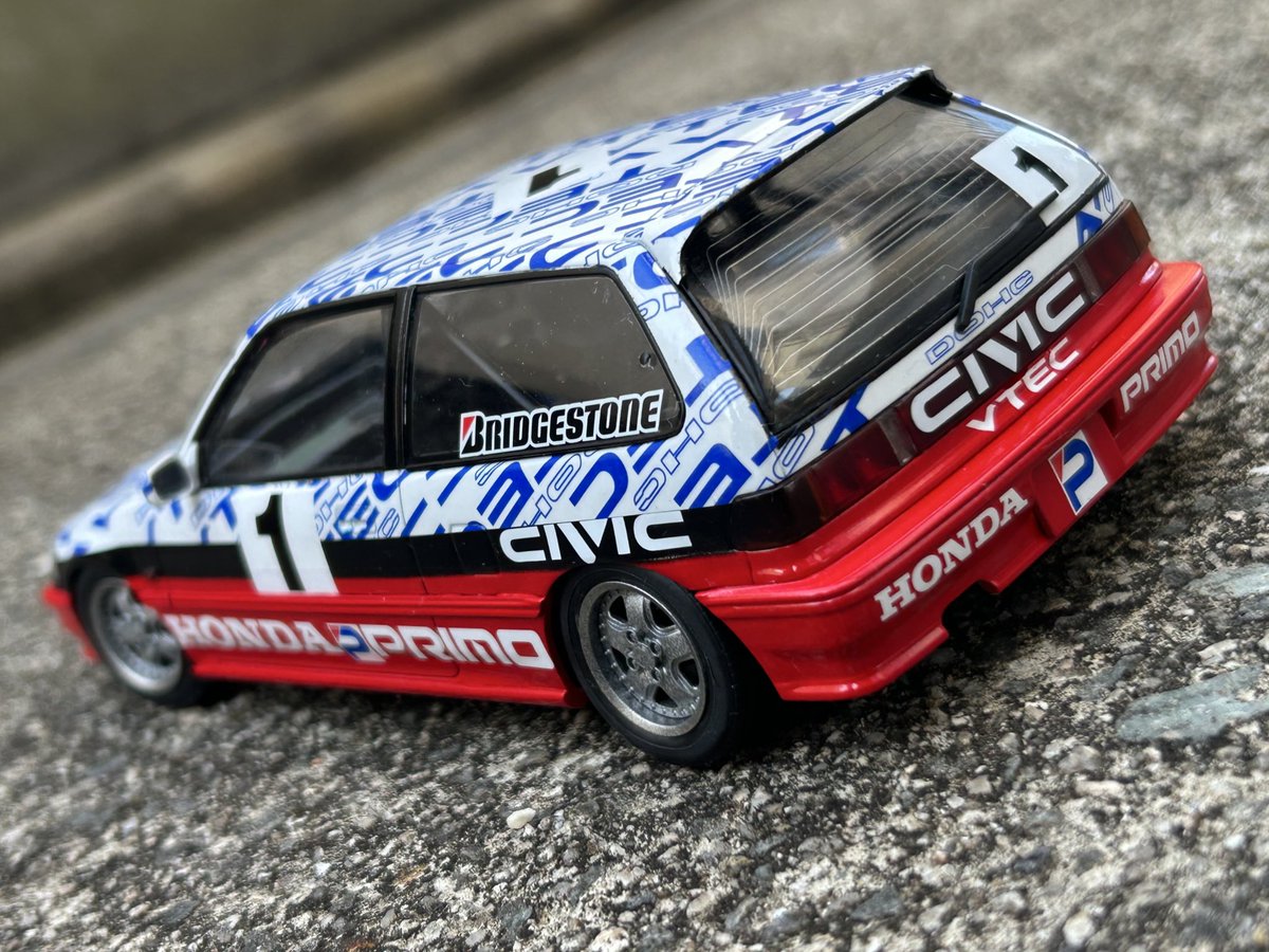 Tomonorim205's tweet photo. #CustomizedEF
ハセガワEF9をベースにBEEMAXのGr.A用ダッシュとロールケージを移植して中嶋悟選手がテストドライブしたN1仕様のEF9を製作しました!
ホイールは #Factory141 製のMR5タイプ
デカールはS.Kデカールです。
タイヤはキット付属の14インチです。 https://t.co/x0Q7kiUbmS