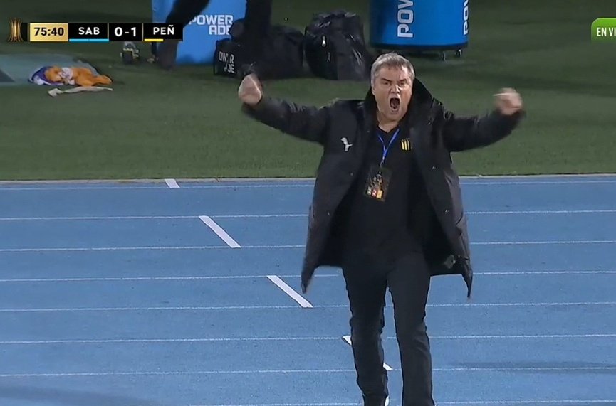 PyD1891's tweet image. GANÓ PEÑAROL.