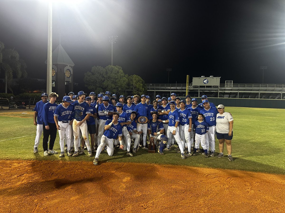 Jesuit Baseball (@jesuitbaseball) on Twitter photo Win #25 clinches the Region Championship! <a href="/KadenWaechter/">Kaden Waechter</a> with 6 shutout innings, Brody Smith with a 💣, and <a href="/WilsonAndersen1/">Wilson Andersen</a> went 4-4 at the plate. State Semifinals on 5/19! #Dominate #WYW #AMDG Win #25 clinches the Region Championship! <a href="/KadenWaechter/">Kaden Waechter</a> with 6 shutout innings, Brody Smith with a 💣, and <a href="/WilsonAndersen1/">Wilson Andersen</a> went 4-4 at the plate. State Semifinals on 5/19! #Dominate #WYW #AMDG