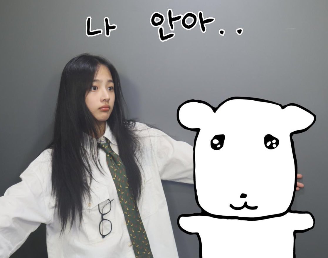 민지 맨날 다름사람들 꽉 껴안아주는여잔데
오늘만큼은 민지 안아 ..