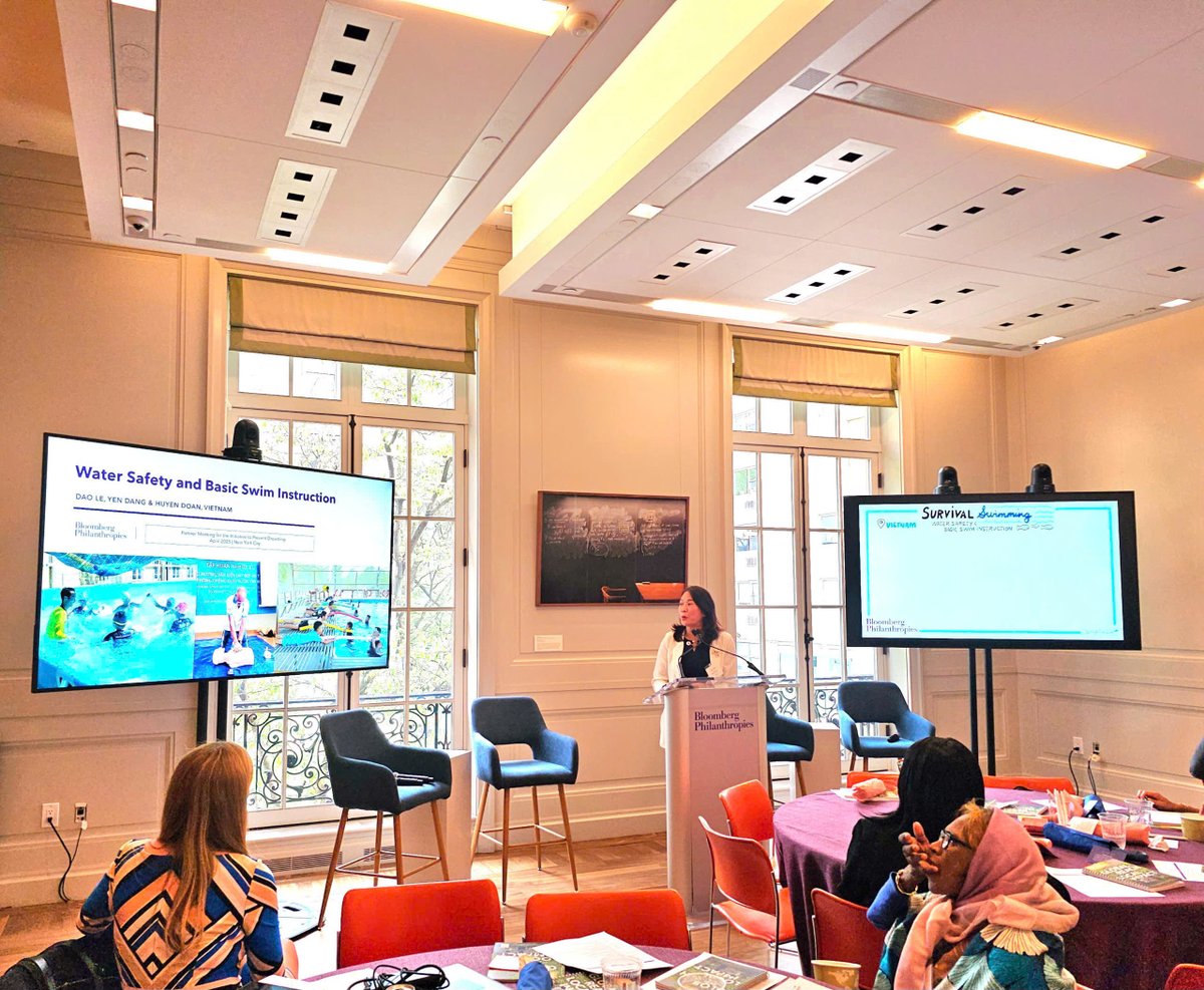 HueHelp's tweet photo. 🌊 Hue Help was honored to join the Bloomberg Philanthropies Partner Meeting in NYC - sharing Vietnam’s progress in drowning prevention &amp; visiting YMCA swim lessons. Grateful to @BloombergDotOrg &amp; @IncubatorGHAI for this chance to learn, share &amp; save lives! #DrowningPrevention https://t.co/JfVtJ4j8zZ