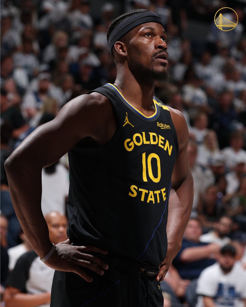 Es la primera vez en la historia de la NBA que TODAS las series de Semifinales de Conferencia abren con una victoria del equipo visitante.

Ganó Indiana en Cleveland.
Ganó New York en Boston.
Ganó Denver en Oklahoma City.
Ganó Golden State en Minnesota.

La NBA es así, pibe.