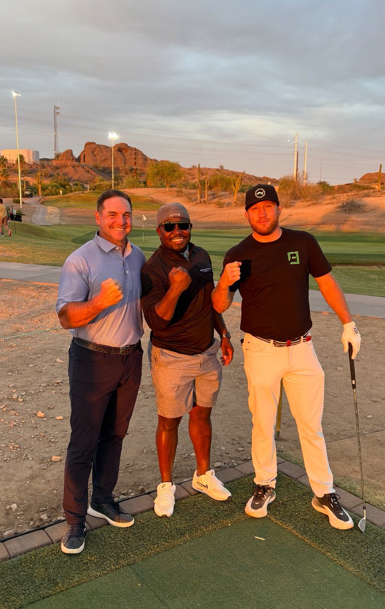 Jay Feely (@jayfeely) on Twitter photo Great time playing in the Grass Clippings Open with <a href="/Justin_Gaethje/">Justin Gaethje 🇺🇸</a>
Thanks Del for hyping us up all night Great time playing in the Grass Clippings Open with <a href="/Justin_Gaethje/">Justin Gaethje 🇺🇸</a>
Thanks Del for hyping us up all night