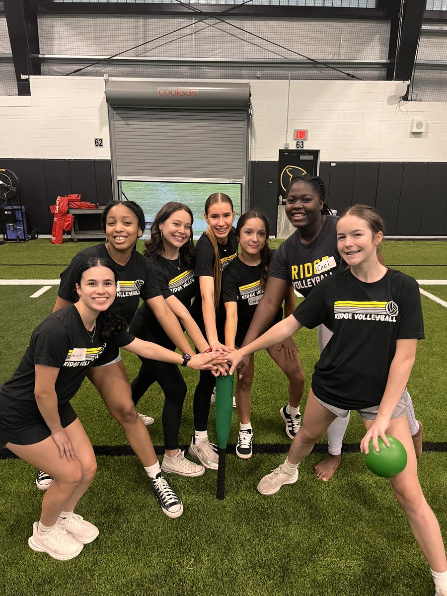 Ridge Volleyball (@frhsvolleyball) on Twitter photo Rain ☔️ rain ⚡️ wouldn’t go away, but our 8th period volleyball 🏐 crew still made it FUN for <a href="/SunsetValleyES/">Sunset Valley ES</a> ! <a href="/KISDAthletics/">Keller ISD Athletics</a> <a href="/ridgepanthers/">FRHS Panthers</a> <a href="/FossilRidgeKISD/">Fossil Ridge High School</a> <a href="/VRMSGAthletics/">VRGirlsAthletics</a> <a href="/FHLadyPanthers/">FHMS Lady Panthers</a> Rain ☔️ rain ⚡️ wouldn’t go away, but our 8th period volleyball 🏐 crew still made it FUN for <a href="/SunsetValleyES/">Sunset Valley ES</a> ! <a href="/KISDAthletics/">Keller ISD Athletics</a> <a href="/ridgepanthers/">FRHS Panthers</a> <a href="/FossilRidgeKISD/">Fossil Ridge High School</a> <a href="/VRMSGAthletics/">VRGirlsAthletics</a> <a href="/FHLadyPanthers/">FHMS Lady Panthers</a>