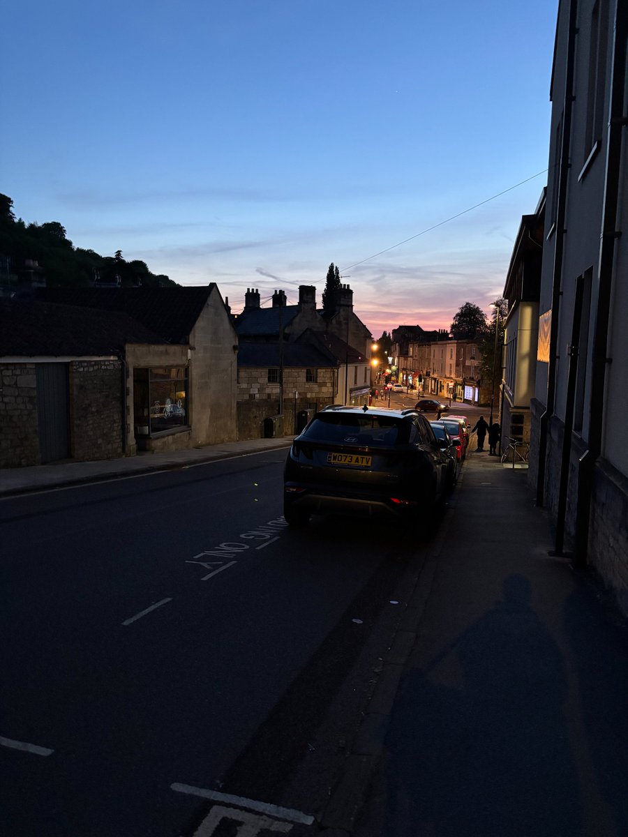 Thank you <a href="/MatthewCook15/">Matt Cook</a> for a fascinating evening hearing about your experience in Afghanistan &amp; Iraq, seeing your incredible work &amp; buying both books. The tail-end of sunset over Widcombe made a super end to the day &amp; needed you with brushes and paint!
#WarArtist #illustrator