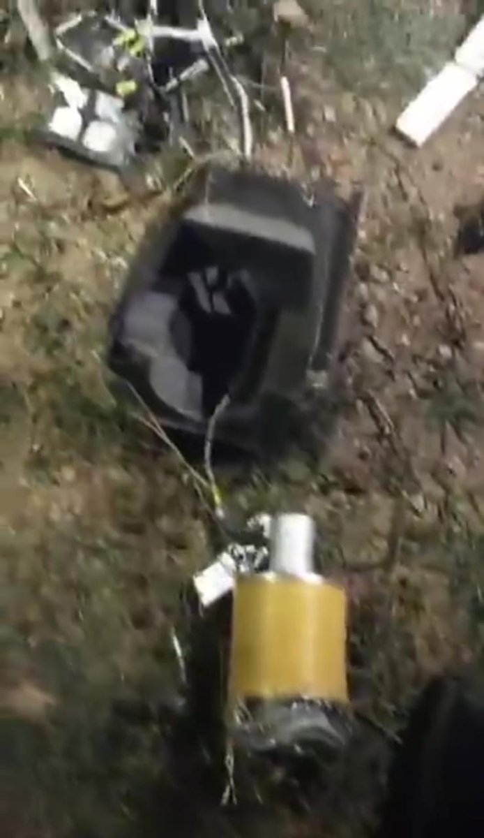 Areeshy_2210's tweet image. Pakistan Army shot down an Indian drone in the Barnala sector, according to security sources

#PakistanCyberForce🇵🇰 #Defaced #DigitalStrike#PAF_AlwaysReady
#PakistanAirForceAlwaysReady