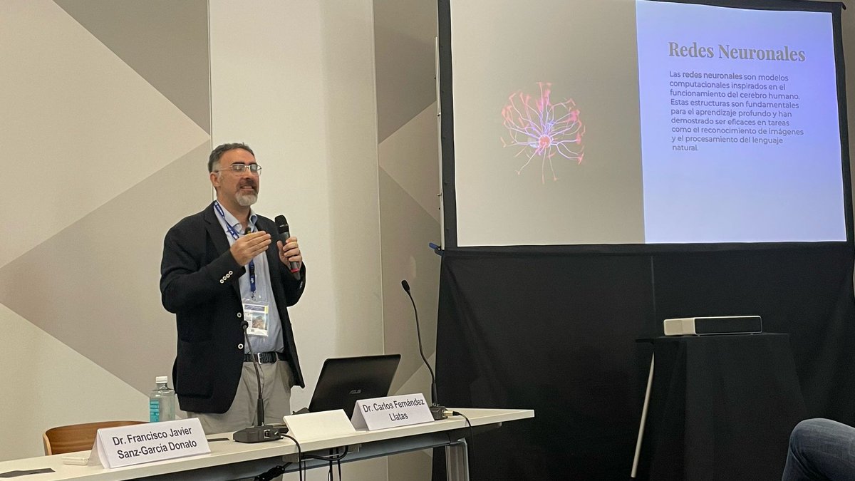 ITACA Institute (@itacaupv) on Twitter photo 😃At the recent <a href="/SEMERGEN_CV/">SEMERGEN_CV</a> Congress,👨🏫 <a href="/cfllatas/">Carlos Fernández-Llatas</a> gave the closing keynote speech about the impact of the #AI in Primary #HealthCare.
He explored the opportunities and challenges and how this technology can improve efficiency or support clinical decision-making.
🤳SEMERGEN-CV 😃At the recent <a href="/SEMERGEN_CV/">SEMERGEN_CV</a> Congress,👨🏫 <a href="/cfllatas/">Carlos Fernández-Llatas</a> gave the closing keynote speech about the impact of the #AI in Primary #HealthCare.
He explored the opportunities and challenges and how this technology can improve efficiency or support clinical decision-making.
🤳SEMERGEN-CV