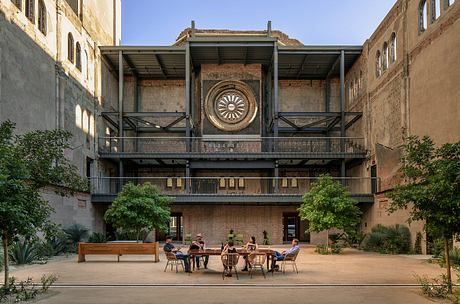 azhistory's tweet image. New #HTC-GO bill introduced! 💼📜 Now’s the time to follow up with Congress to urge support &amp;amp; inclusion in the upcoming tax bill. Let’s keep the momentum going for stronger historic tax credits – especially for rural &amp;amp; small projects. One AZ success story: buff.ly/oIGBS0C