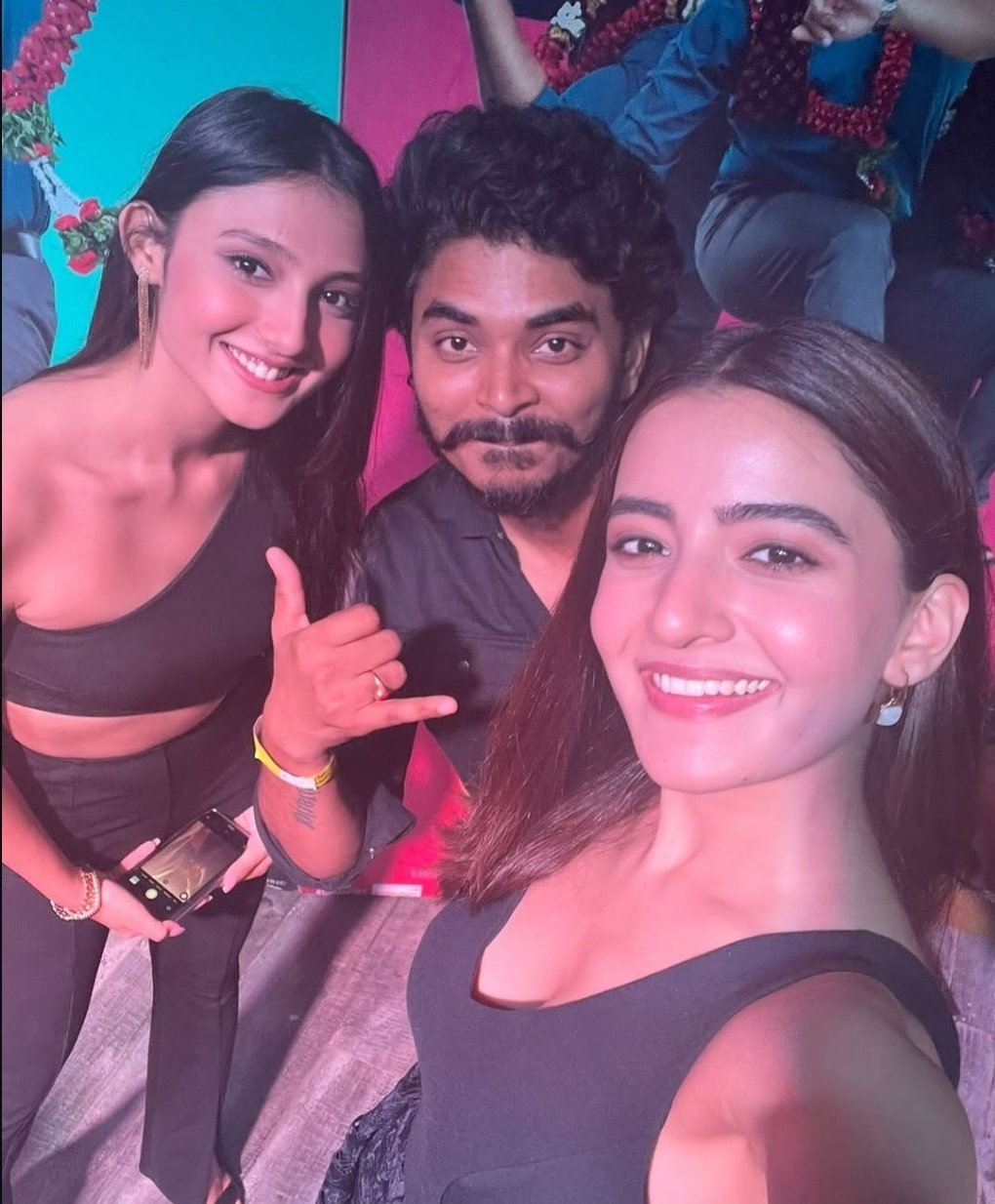 GqUrNeNbAAAo4K8?format=jpg&name=large