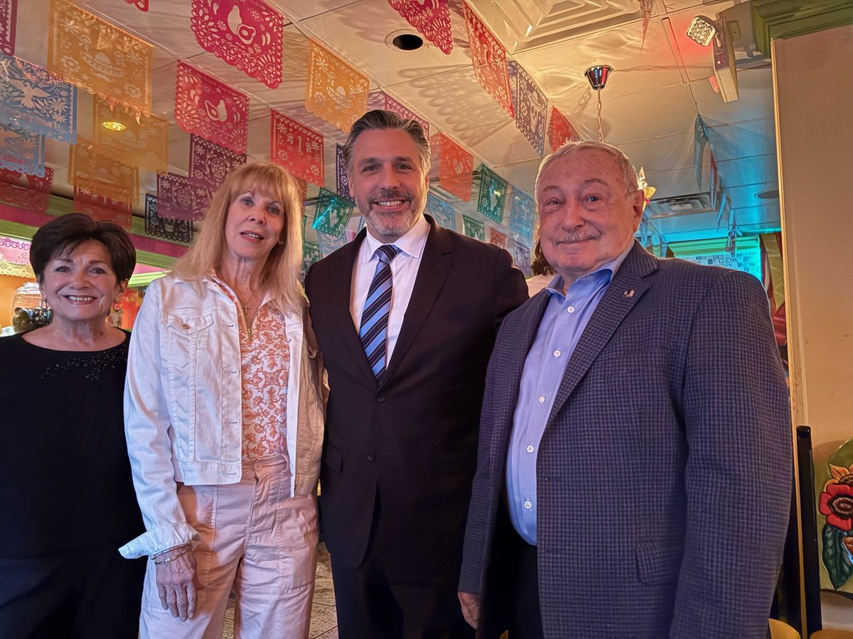 What a fantastic night at Riviera Maya in Rockaway,  with Councilwoman Loretta Gragnani, Assemblywoman Betty Lou DeCroce Bill Spadea, and Councilman Mike De Pierro.