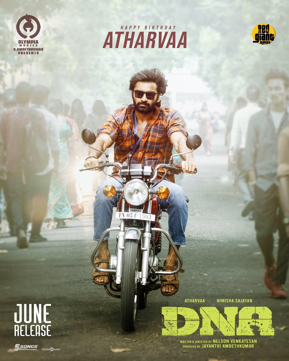 saloon_kada's tweet photo. #DNAMovie : Atharvaa Spl Poster🔥

Stars : Athravaa - Nimisha Sajayan   
Direction : Nelson Venkatesan (Monster)  

#HappyBirthdayAtharvaa ✨
Theatrical Release On June!! https://t.co/w2KLdA1FAL