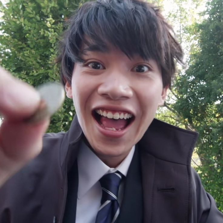 "เอ๋!! อีกนิดเดียวจะ 100 ผู้ติดตามแล้ว!? "
"ถ้าถึงแล้ว ผมจะเซอร์วิสอะไรดีน้าาา"