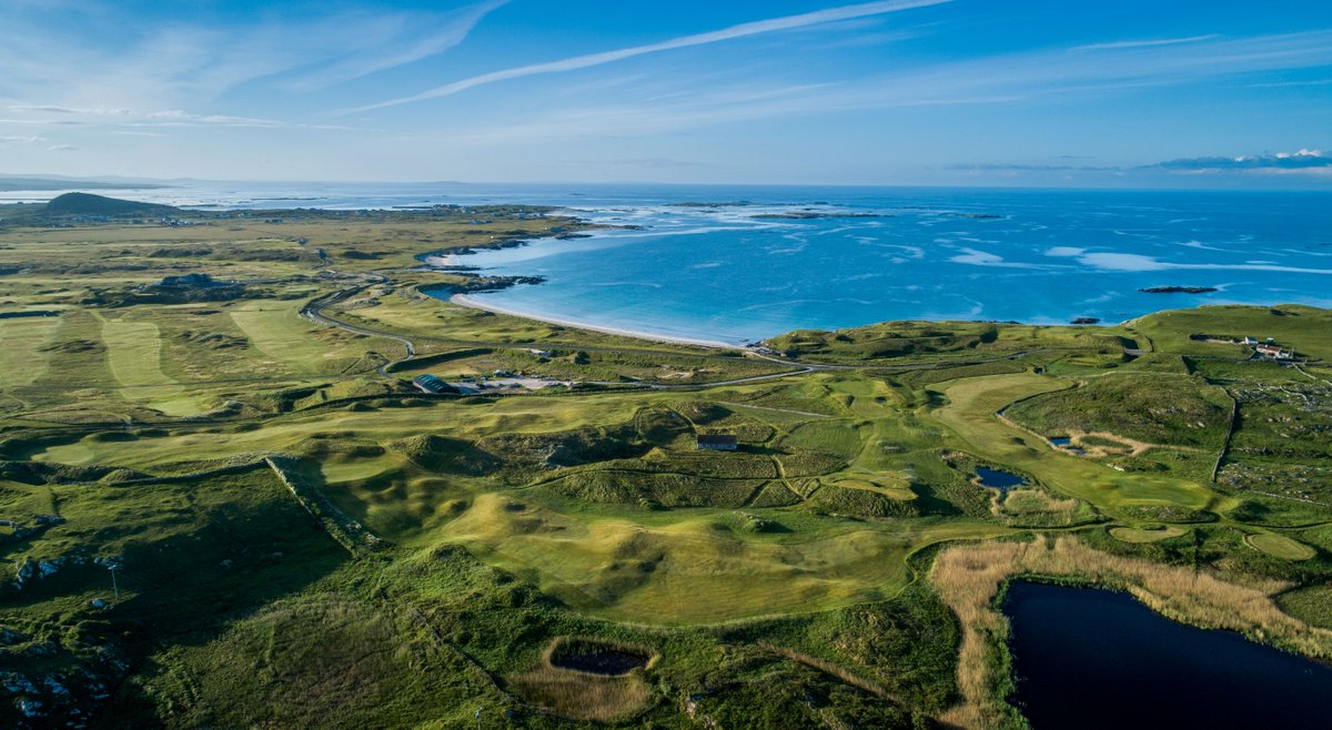 🌞 Sun’s Out, Clubs Out! 🏌️‍♂️🌊
There’s no better place to soak up the sunshine than right here at Connemara Golf Links. Spectacular views, fresh Atlantic air, and 18 unforgettable holes await.
⛳️ connemaragolflinks.com/visitors.html
 #ConnemaraGolf #SunsOutClubsOut