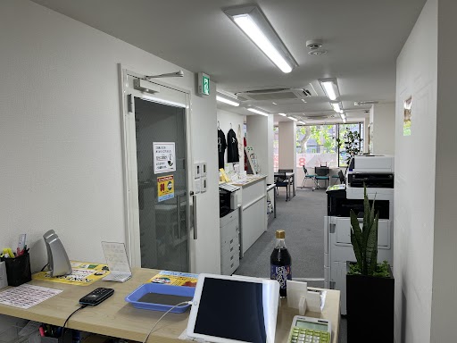 ライテスト高田馬場店です。ゴールデンウィークが終り､皆様方におかれましては､有意義な休息のお時間を過ごされたことと思います。当店は､本日から通常通り営業致しております。※平日9:00~17:00 (土 日 祝 ･ 定休)本日もまた､皆様のご来店をお待ちしております！今週も宜しくお願い致します。
