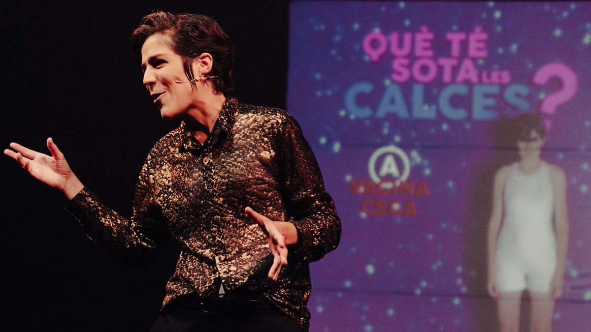 "Hermafrodites a cavall o la rebel·lió del desig" és una obra teatral que trenca mites sobre la intersexualitat. 

➡️ La podrem veure diumenge 11 a les 19h a l'Espai Maragall , gratis!
Parlem d'ella amb Laura Vila, creadora i intèrpret de l'obra: radiogava.cat/programs/gavam…