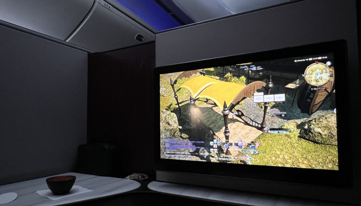 Azami_Alexander's tweet image. 飛行機でFF14遊べるぞ。