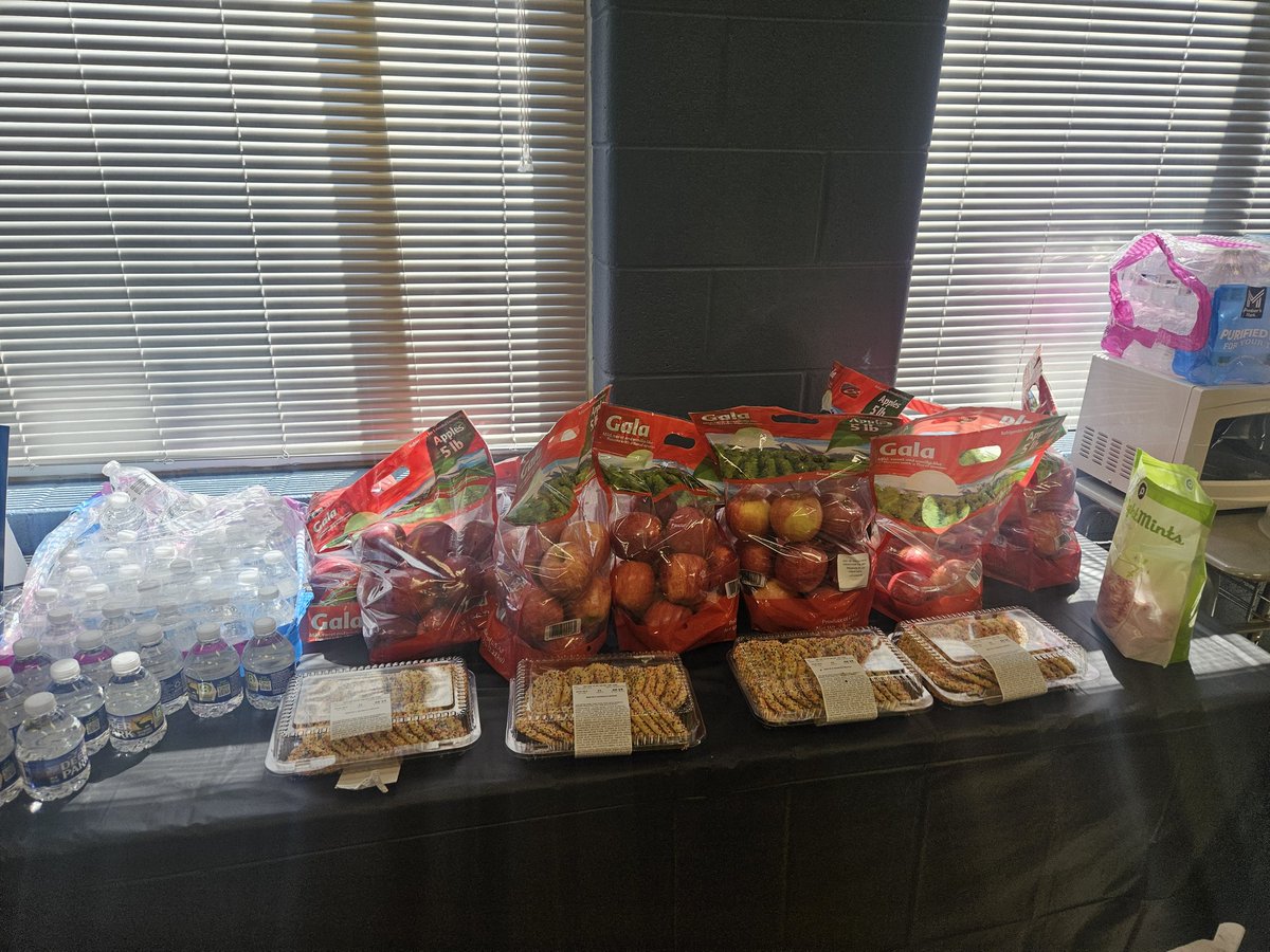 wbms_webb's tweet image. Day two of #TeacherAppreciationWeek , thank you to our Administration for breakfast. Thanks to CO, Kroger and BETA for supplying some sweet treats @wbmsboro