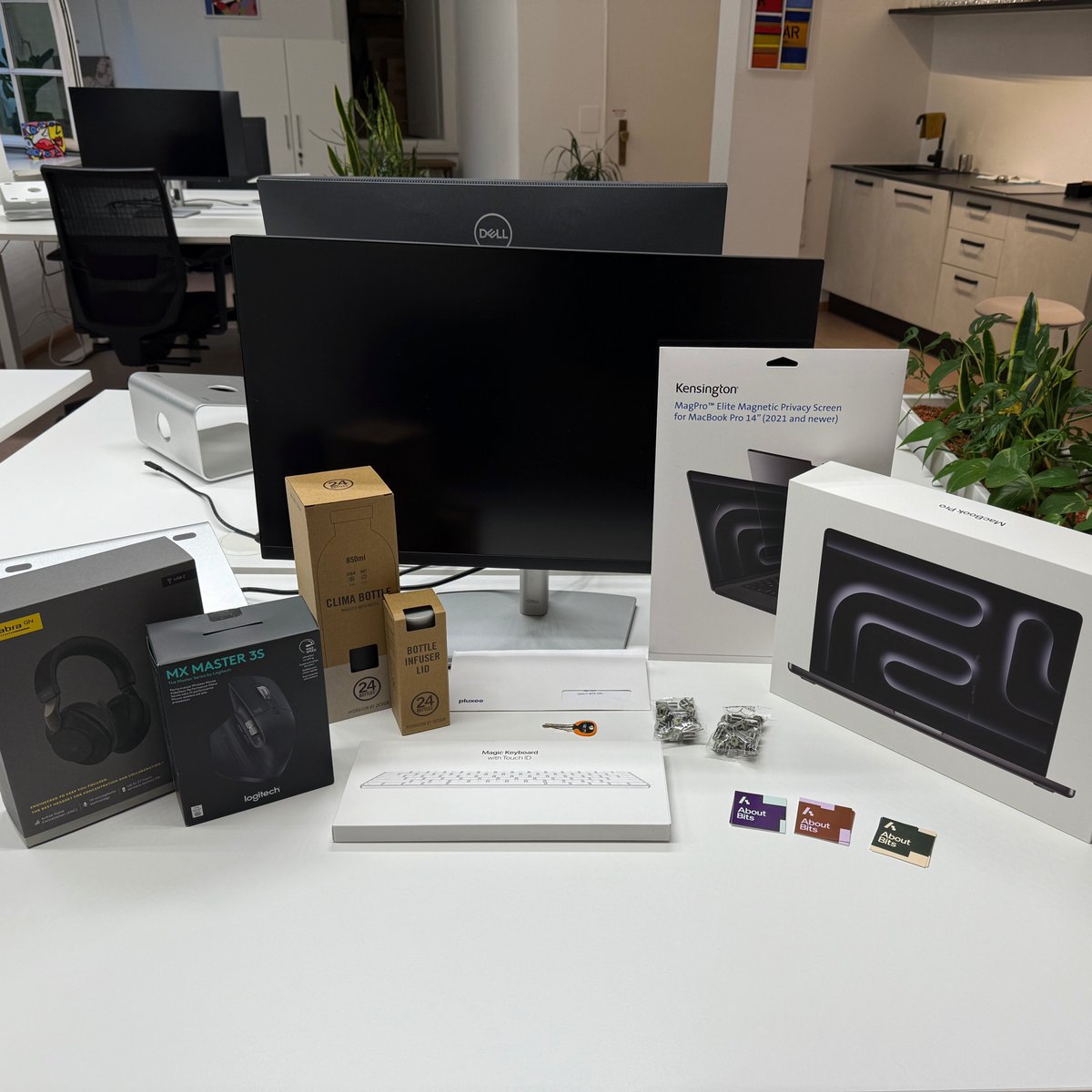 Starting strong at AboutBits 💻✨
Here’s a glimpse of how we welcome new team members – with awesome gear and great energy!
