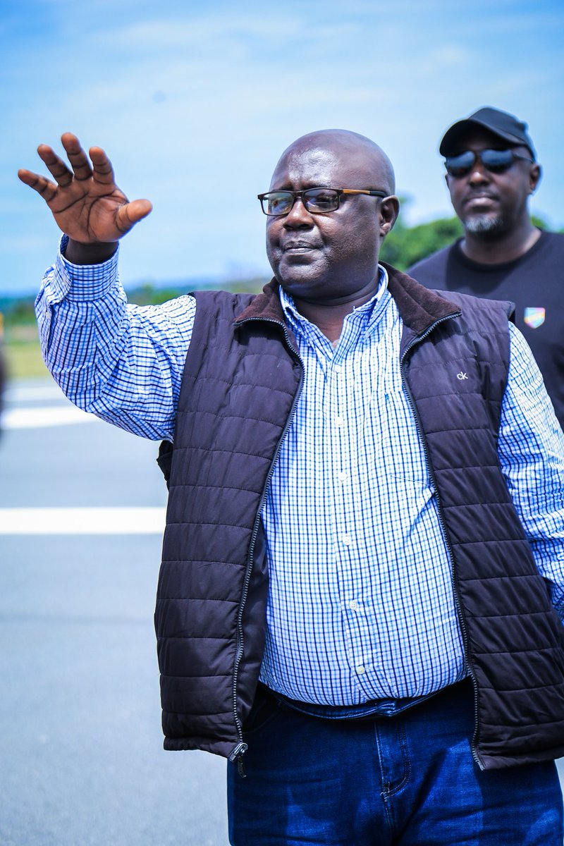 UgandaChamber's tweet photo. Touchdown at the Kabaale International Airport during our #EnergyExcursionTrip ready to explore Uganda’s transformative energy journey.
#EnergyExcursion #EnergyForGrowth #SustainableDevelopment https://t.co/ryU5Y1Geld