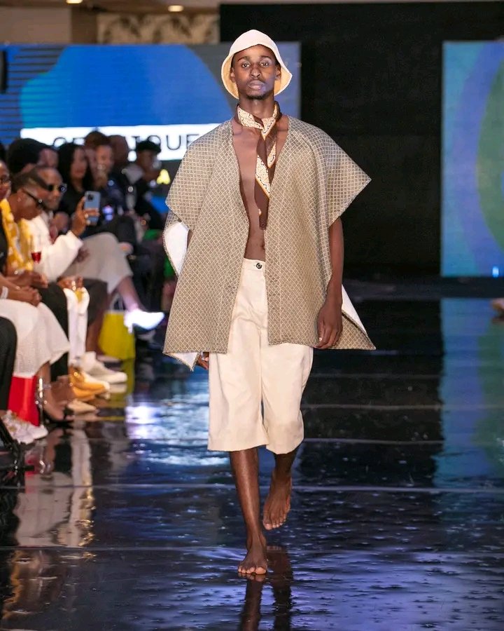 kamba_zoe's tweet photo. Eswatini international model https://t.co/pSpXLmyPMa